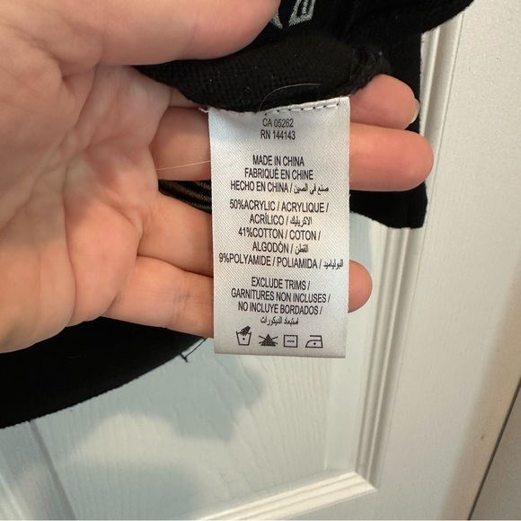 Embroidered Top - Picture 4 of 4